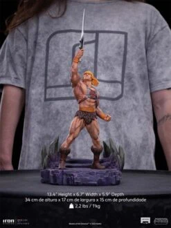 [PRE-ORDER AGOSTO 2023] IRON STUDIOS 1/10 MASTERS OF THE UNIVERSE HE-MAN STATUE – 22 CM