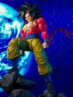 S.H FIGUARTS DRAGON BALL GT SON GOKU SUPER SAIYAN 4 (RE-ISSUE) – 15 CM
