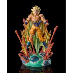 FIGUARTS ZERO DRAGON BALL Z SUPER SAIYAN SON GOKU TALKING ABOUT KRILLIN – 27 CM