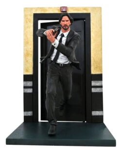 DIAMOND SELECT GALLERY JOHN WICK CHAPTER 1 DIORAMA – 23 CM