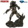 DIAMOND SELECT MOVIE GALLERY DIORAMA JUNGLE PREDATOR – 25 CM