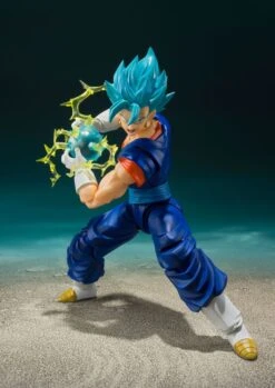S.H FIGUARTS DRAGON BALL SUPER SAIYAN GOD SUPER SAIYAN VEGITO – 14 CM