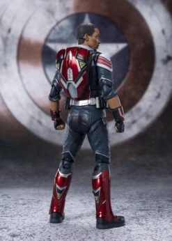 [PRE-ORDER OCTUBRE 2021] S.H FIGUARTS THE FALCON & THE WINTER SOLDIER : THE FALCON – 15 CM -Character Model x btn60873 4 a