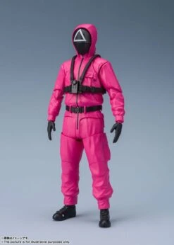 [PRE-ORDER ENERO 2023] S.H FIGUARTS SQUID GAME : MASKED SOLDIER – 15 CM -Character Model x btn63955 4 a