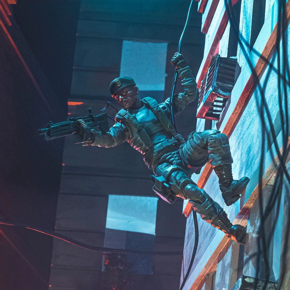 HASBRO G.I. JOE CLASSIFIED SERIES 2023 SGT. STALKER – 15 CM 2 HASBRO G.I. JOE CLASSIFIED SERIES 2023 SGT. STALKER – 15 CM - Image 2