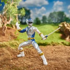[PRE-ORDER OCTUBRE 2022] HASBRO POWER RANGERS WILD FORCE LIGHTNING COLLECTION LUNAR WOLF RANGER – 15 CM -Character Model x hasf4506 b