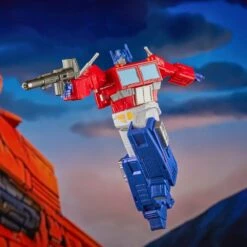 HASBRO THE TRANSFORMERS: THE MOVIE GENERATIONS STUDIOS SERIES 86 COMMANDER CLASS OPTIMUS PRIME – 18 CM 26 HASBRO THE TRANSFORMERS: THE MOVIE GENERATIONS STUDIOS SERIES 86 COMMANDER CLASS OPTIMUS PRIME – 18 CM -Character Model x hasf8514 f
