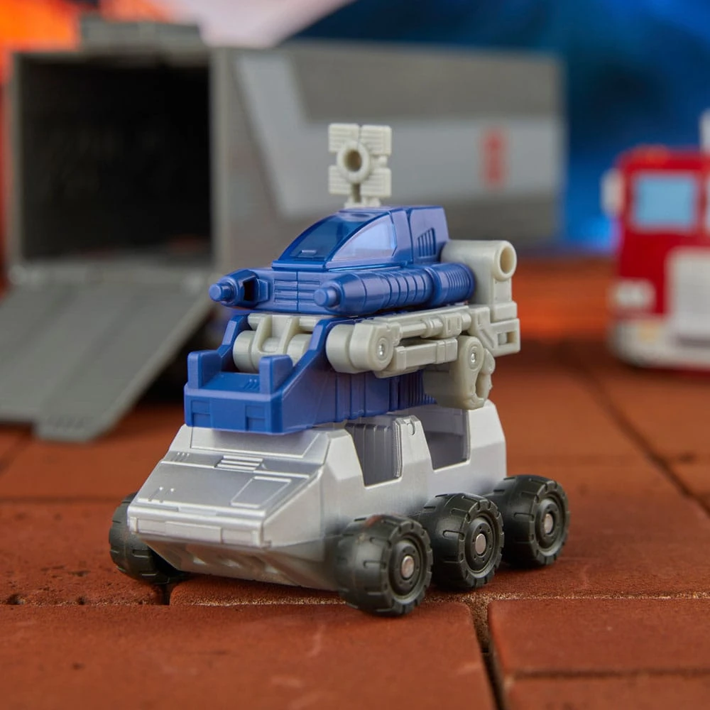 HASBRO THE TRANSFORMERS: THE MOVIE GENERATIONS STUDIOS SERIES 86 COMMANDER CLASS OPTIMUS PRIME – 18 CM 16 HASBRO THE TRANSFORMERS: THE MOVIE GENERATIONS STUDIOS SERIES 86 COMMANDER CLASS OPTIMUS PRIME – 18 CM - Image 16