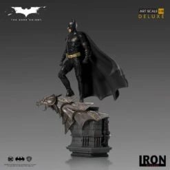 [PRE-ORDER FEBRERO 2021] IRON STUDIOS 1/10 DELUXE ART SCALE BATMAN DARK KNIGHT – 31 CM -Character Model x is71560 b