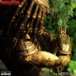 MEZCO TOYZ ONE: 12 PREDATOR DELUXE EDITION – 20 CM 23 MEZCO TOYZ ONE: 12 PREDATOR DELUXE EDITION – 20 CM -Character Model x mez76102 g
