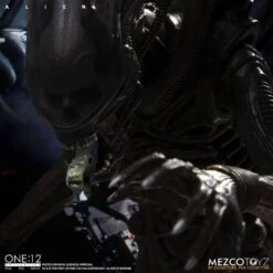 [PRE-ORDER JUNIO 2022] MEZCO ONE:12 COLLECTIVE ALIEN – 18 CM -Character Model x mez76114 f