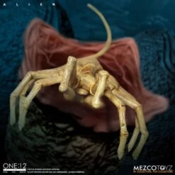 [PRE-ORDER JUNIO 2022] MEZCO ONE:12 COLLECTIVE ALIEN – 18 CM -Character Model x mez76114 j