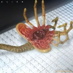 [PRE-ORDER JUNIO 2022] MEZCO ONE:12 COLLECTIVE ALIEN – 18 CM -Character Model x mez76114 k