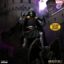 [PRE-ORDER MAYO 2023] MEZCO MARVEL THE ONE: 12 COLLECTIVE DR. DOOM – 17 CM -Character Model x mez77272 b