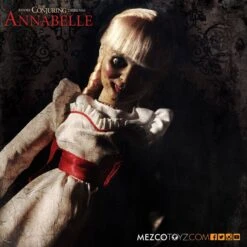 MEZCO TOYZ THE CONJURING PROP REPLICA ANNABELLE – 45 CM -Character Model x mez90500 c