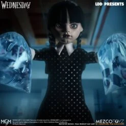 [PRE-ORDER DICIEMBRE 2023] MEZCO TOYZ LIVING DEAD DOLLS WEDNESDAY LDD PRESENTS WEDNESDAY ADDAMS – 25 CM -Character Model x mez99653 c